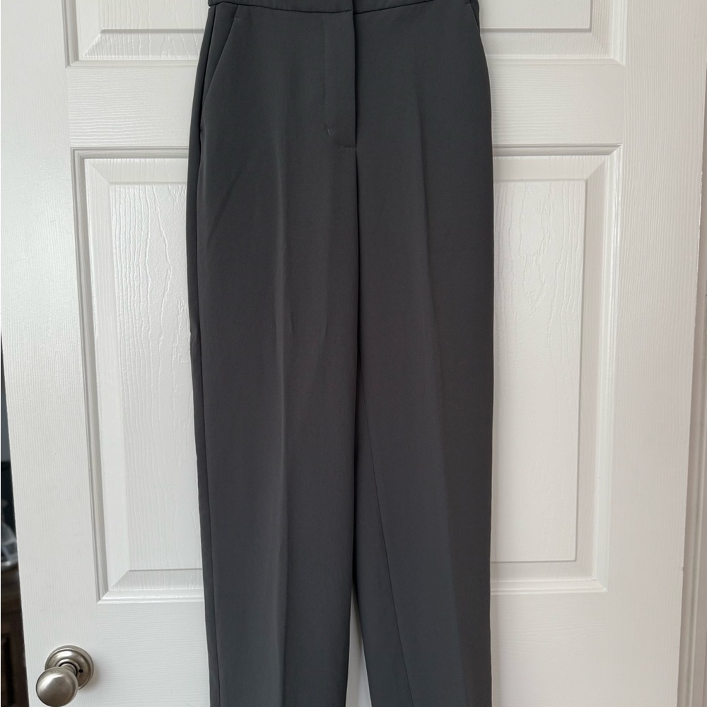 Aritzia Limitless Pant Coal Grey Size 0 EUC